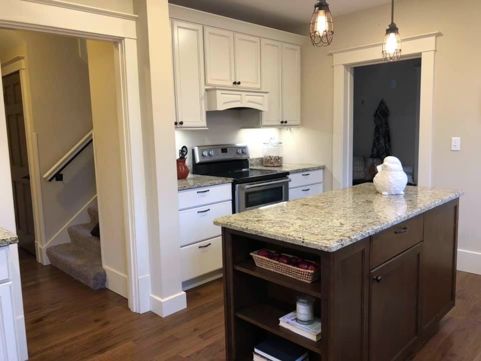 Occupied staging in downtown Edwardsville: kitchen staged around the granite island